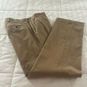 EUC Gap khaki pants